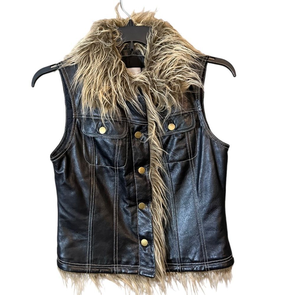 Wilson Leather Maxima Vest Faux Fur Trim Button Front Genuine Fitted Size medium